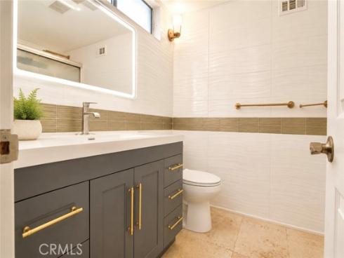 2606 S Poplar  , Santa Ana, CA