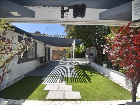 2606 S Poplar  , Santa Ana, CA
