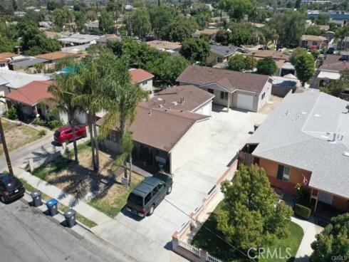 2302 W La Verne Avenue, Santa Ana, CA