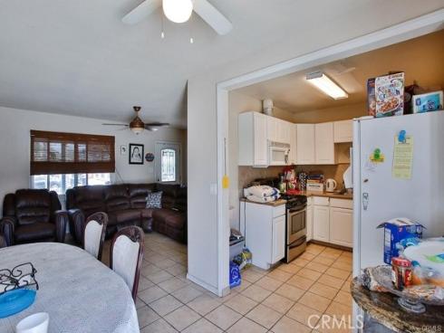 2302 W La Verne Avenue, Santa Ana, CA
