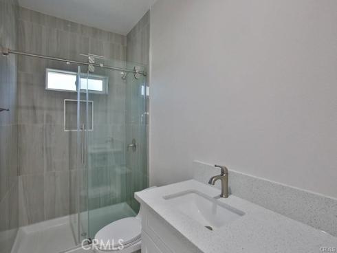 2302 W La Verne Avenue, Santa Ana, CA