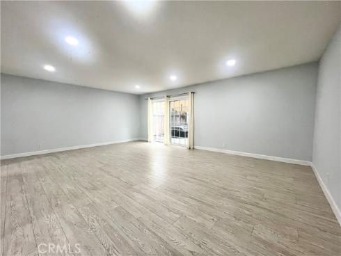 624 S Sullivan  15D , Santa Ana, CA