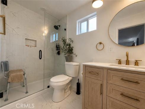 1113 S Golden West Avenue, Santa Ana, CA