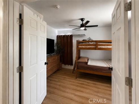 1113 S Golden West Avenue, Santa Ana, CA