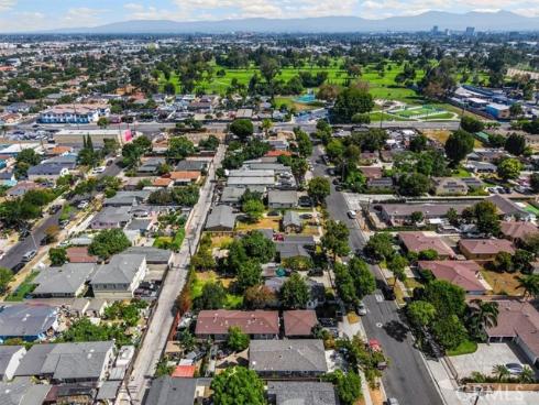 304 N Susan  A and B , Santa Ana, CA