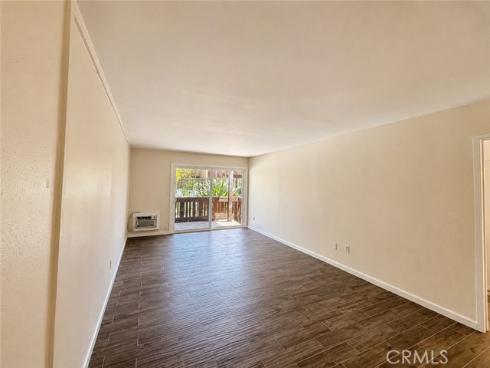 1000 W Macarthur , Santa Ana, CA