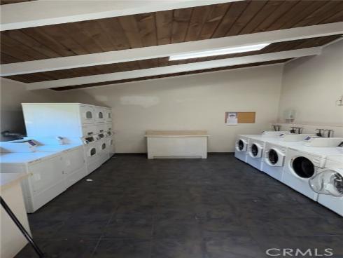 1000 W Macarthur , Santa Ana, CA