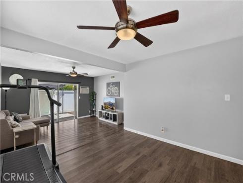 1921 N Sherry 89 , Santa Ana, CA