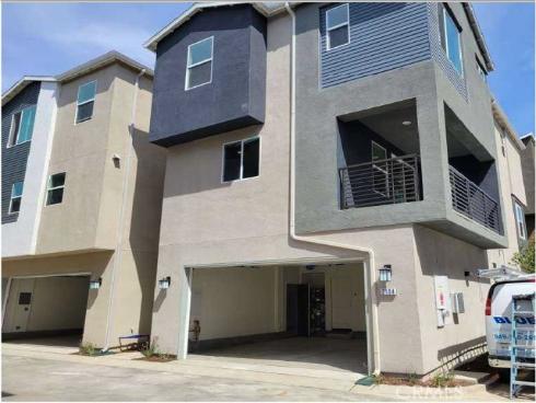 2104 Lacy Crossing Drive, Santa Ana, CA