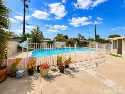 4213 W Roberts , Santa Ana, CA
