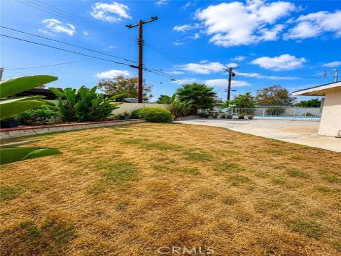4213 W Roberts , Santa Ana, CA