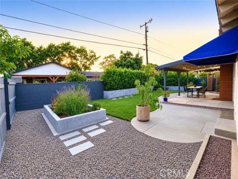 1506 Eastside Avenue, Santa Ana, CA