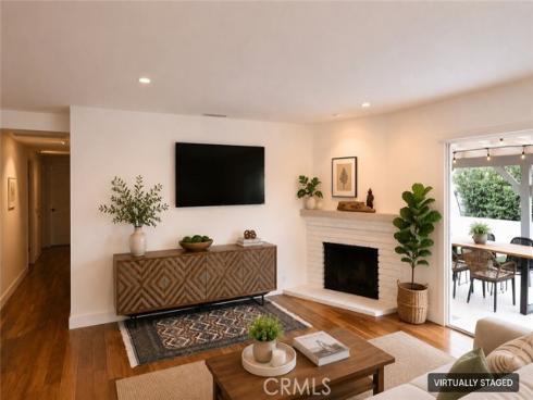 1506 Eastside Avenue, Santa Ana, CA