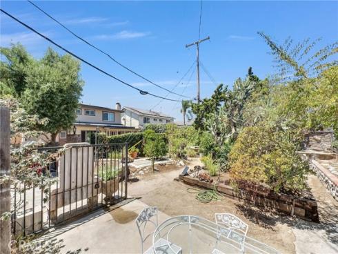 2117 Deodar , Santa Ana, CA