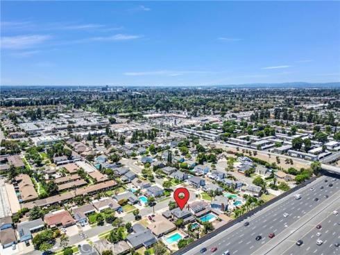2117  Deodar  , Santa Ana, CA