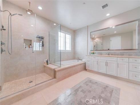 2033 Rembrandt , Santa Ana, CA