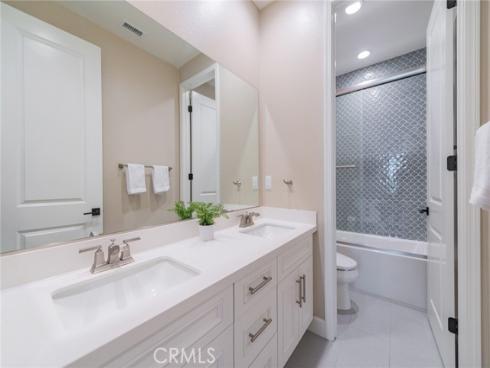 2033 Rembrandt , Santa Ana, CA