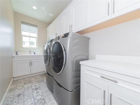 2033 Rembrandt , Santa Ana, CA
