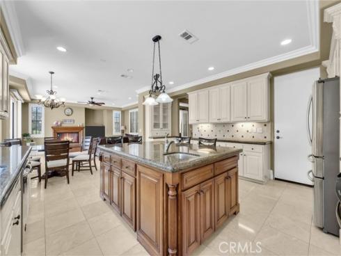 3401 W Lincoln Way, Santa Ana, CA