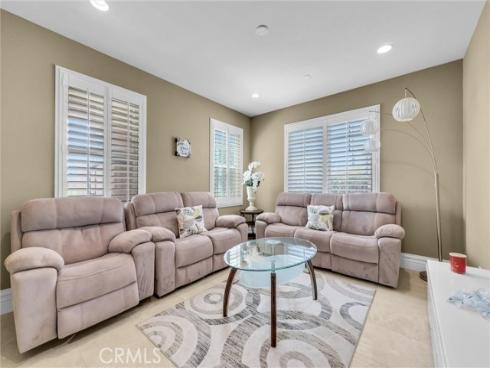 3401 W Lincoln Way, Santa Ana, CA