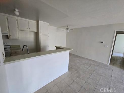 2501 W Sunflower F4 , Santa Ana, CA