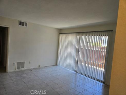 2501 W Sunflower F4 , Santa Ana, CA