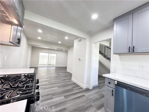 1919 Sherry 46 Lane, Santa Ana, CA