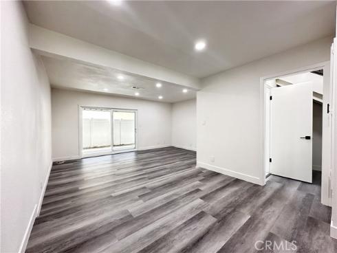 1919 Sherry 46 Lane, Santa Ana, CA