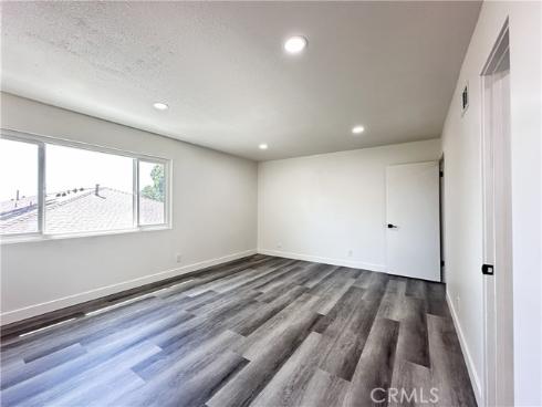 1919 Sherry 46 Lane, Santa Ana, CA