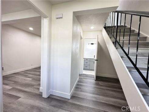 1919 Sherry 46 Lane, Santa Ana, CA