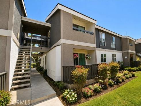 2827 S Fairview G Street, Santa Ana, CA