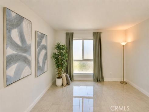 2827 S Fairview G Street, Santa Ana, CA