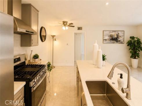 2827 S Fairview G Street, Santa Ana, CA