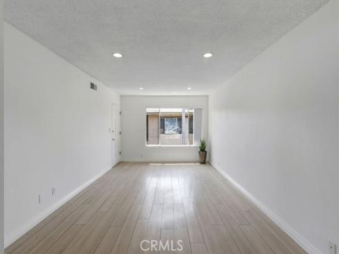 1801 Greenleaf 15 Street, Santa Ana, CA