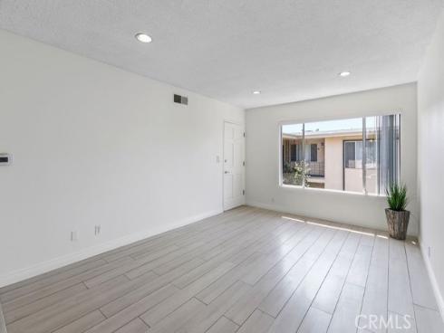 1801 Greenleaf 15 Street, Santa Ana, CA