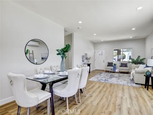 1050 W Chestnut Avenue, Santa Ana, CA
