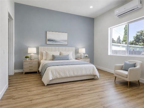 1050 W Chestnut Avenue, Santa Ana, CA