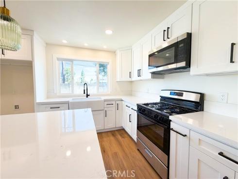 110 N Western , Santa Ana, CA