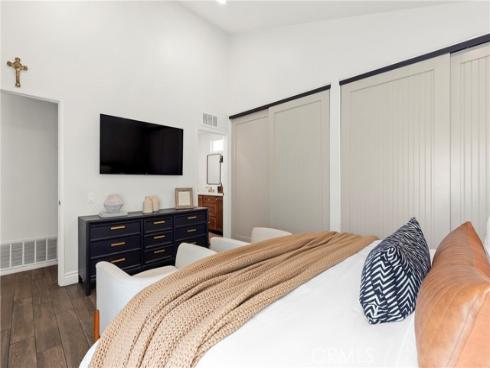 2154 E Wellington , Santa Ana, CA