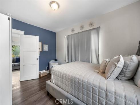 836 South Sycamore Street , Santa Ana, CA