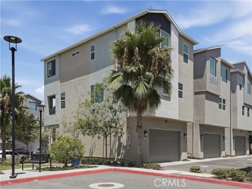 916 E 3rd St , Santa Ana, CA