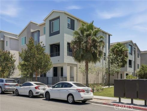 916 E 3rd St , Santa Ana, CA