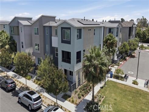 916 E 3rd St , Santa Ana, CA