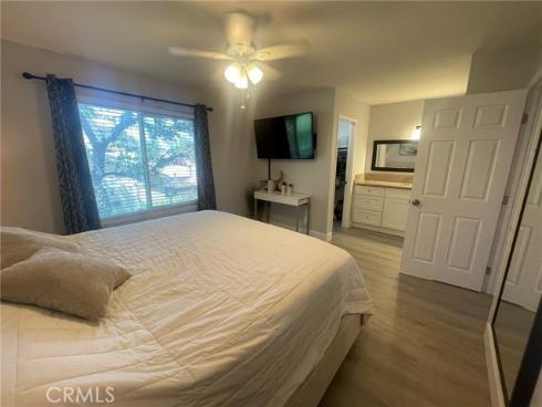 2961 S Sycamore B Street, Santa Ana, CA