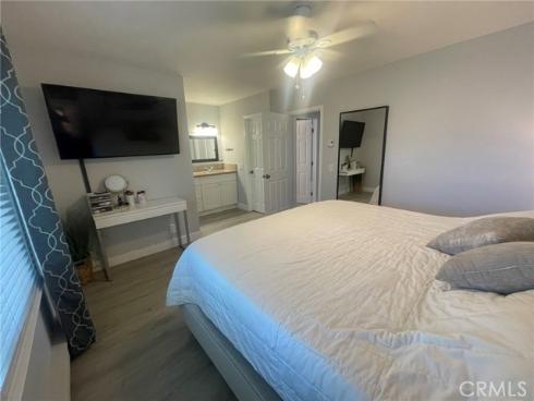2961 S Sycamore B Street, Santa Ana, CA
