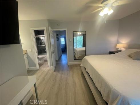 2961 S Sycamore B Street, Santa Ana, CA