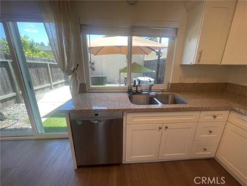2961 S Sycamore B Street, Santa Ana, CA
