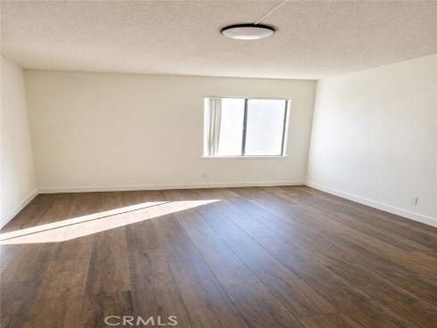 600 W 3rd A312 Street, Santa Ana, CA