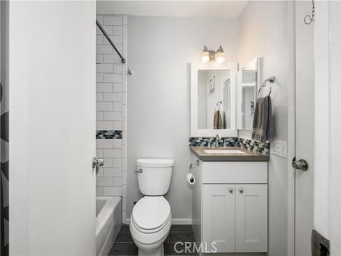 450 Carriage D , Santa Ana, CA