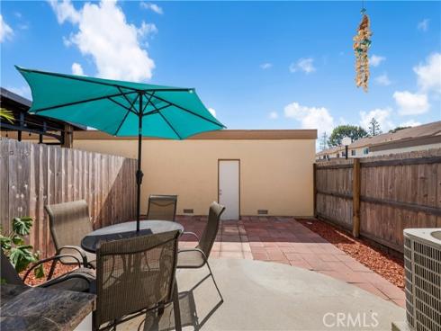 450 Carriage D , Santa Ana, CA